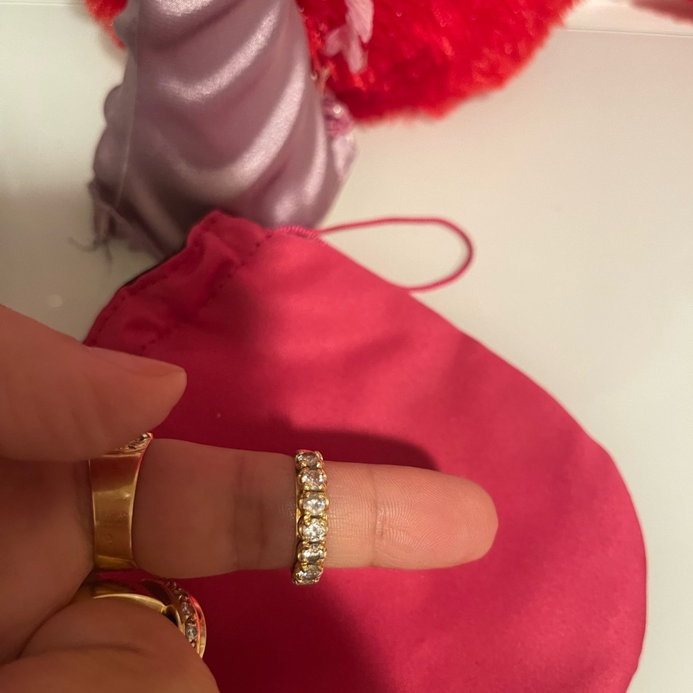 18k solid gold ring. Size 7 - Picture 6 of 8